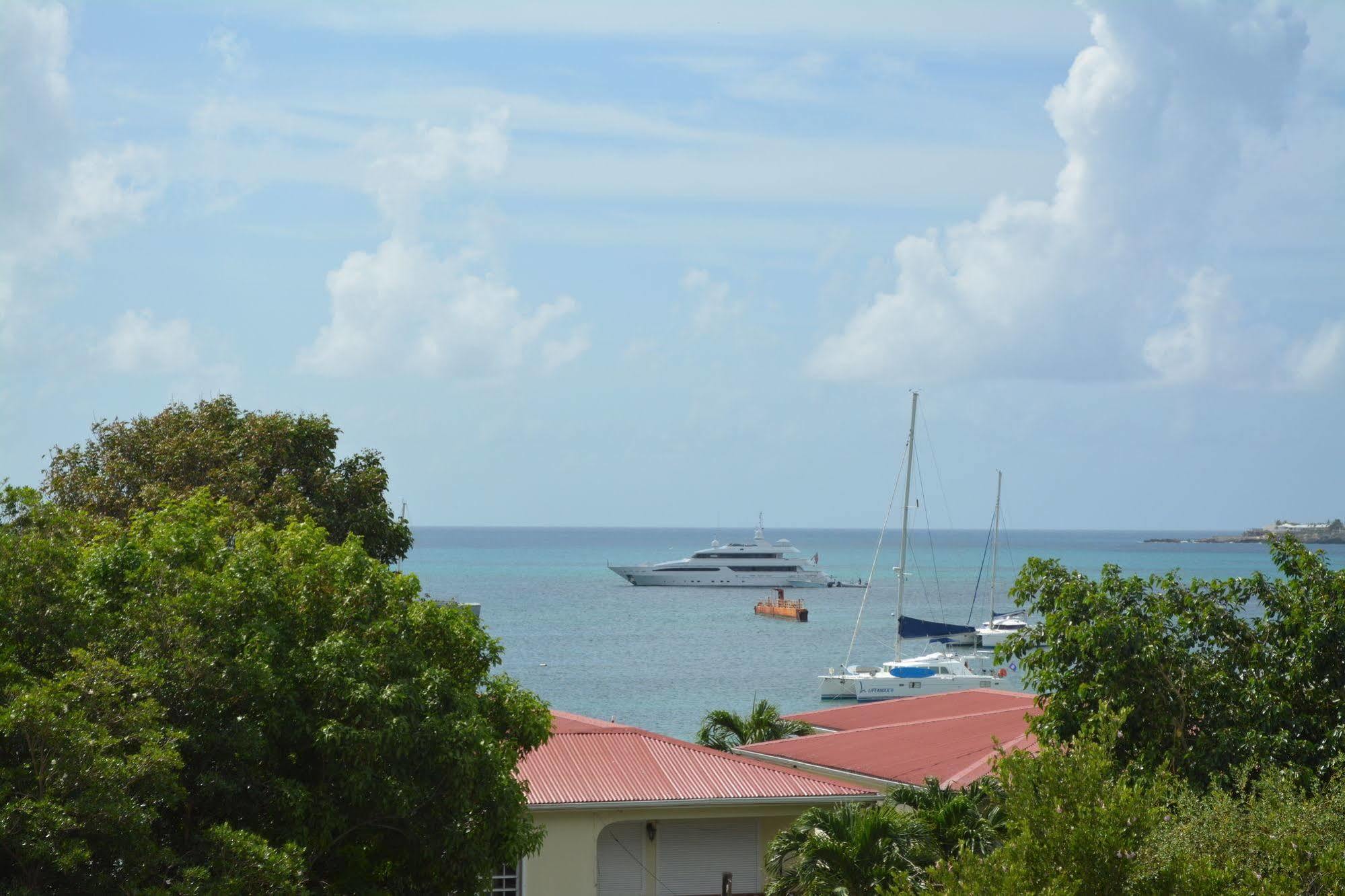 Travel Inn Hotel Simpson Bay Exterior photo