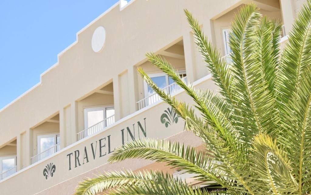 Travel Inn Hotel Simpson Bay Exterior photo